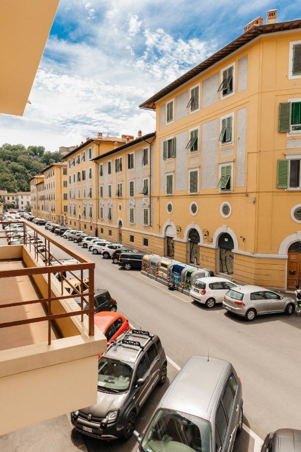Modern Apartments In The Heart Of Florence Buitenkant foto