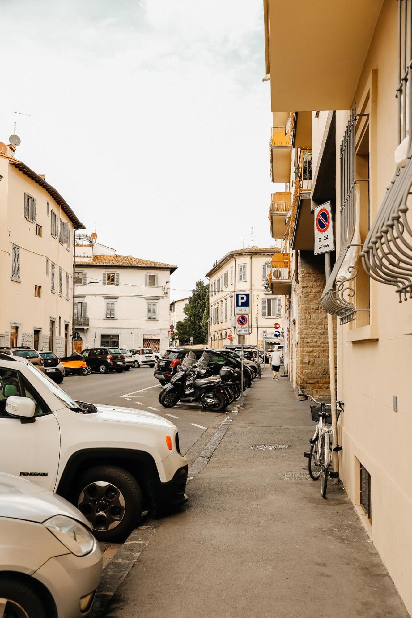 Modern Apartments In The Heart Of Florence Buitenkant foto